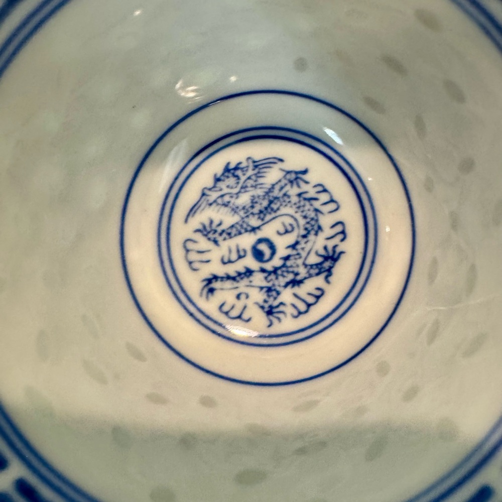 6 Chinese Jingzezhen Rice Grain Porcelain Bowls Hand Painted Dragon Design - Picture 3 of 10